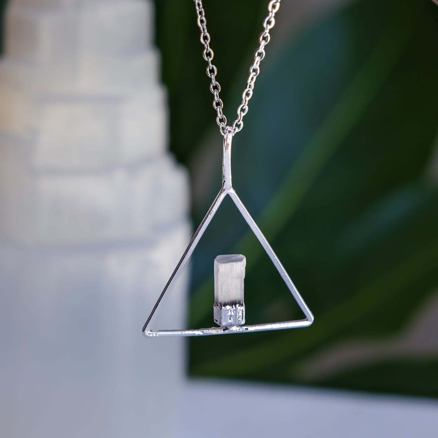 Triângulo Selenite • banhado Prata