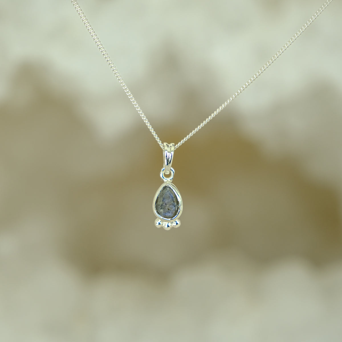 Colar Ayra Labradorite