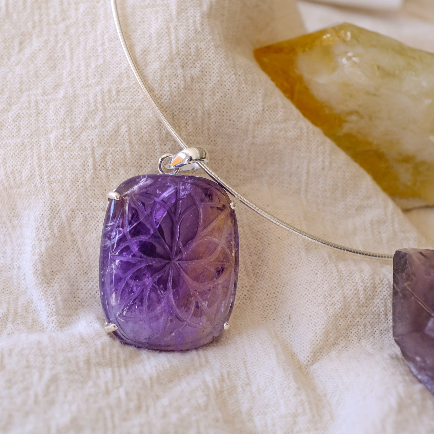 Ametrino gravado quadrado