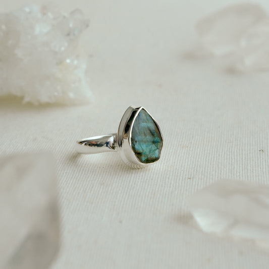 Anel Gota Labradorite